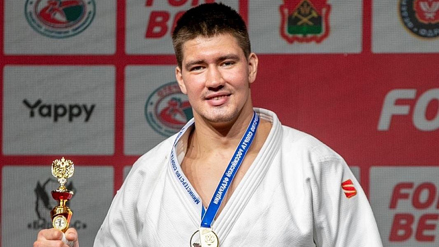 Новороссиец Валерий Ендовицкий стал двукратным чемпионом России по дзюдо